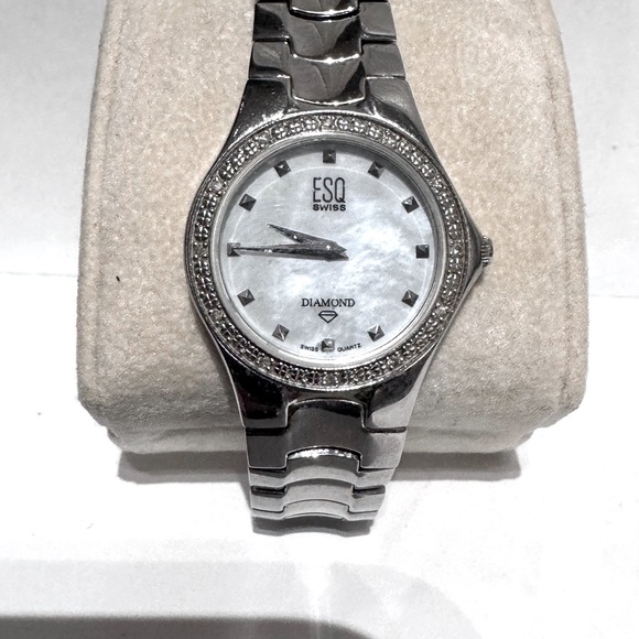 ✨🕰️ ESQ by Movado Women’s Diamond Accent Watch – Stainless Steel Luxe 💎✨ - Picture 3 of 13